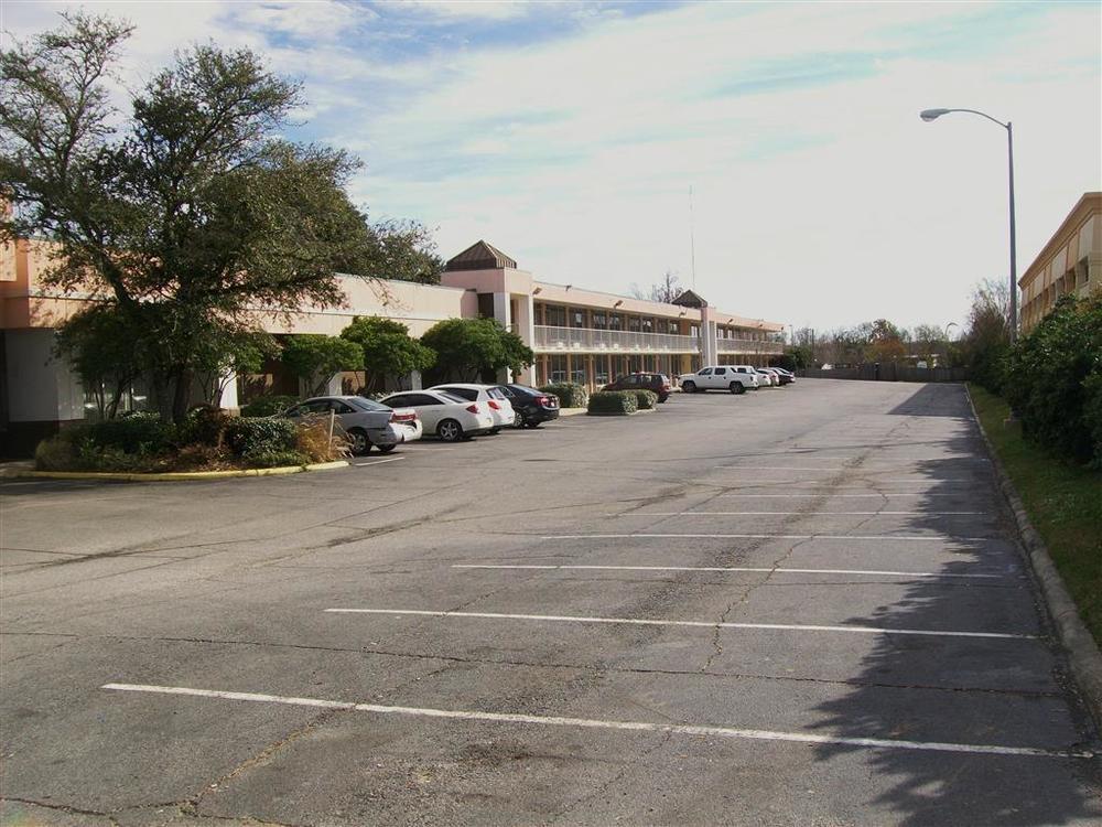 Econo Lodge Baton Rouge Prairieville Esterno foto